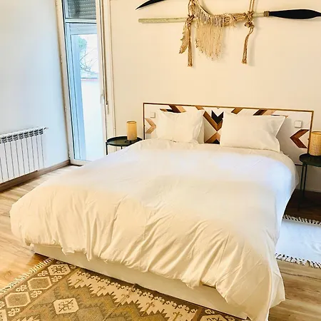 A Gem On San Sebastián Beach&close The Balmins *